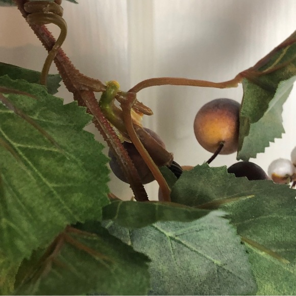 GARLAND Grapes & Leaves Ivy 6’ long each X 6 garlands @ $13 each Silk + - Picture 5 of 8